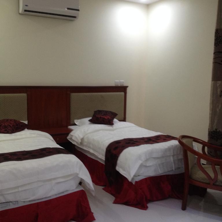 Hana Yanbu Hotel Apartments Oda fotoğraf